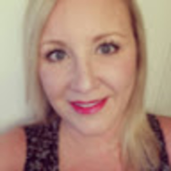 Meet your Posher, Kim - Picture 1 of 1